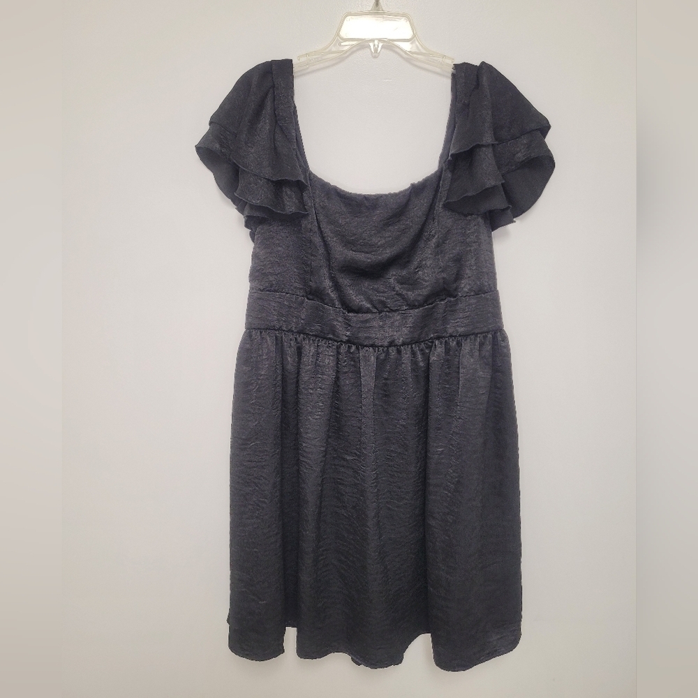Arula Black Smocked Velvet Like Babydoll Top sz 2X